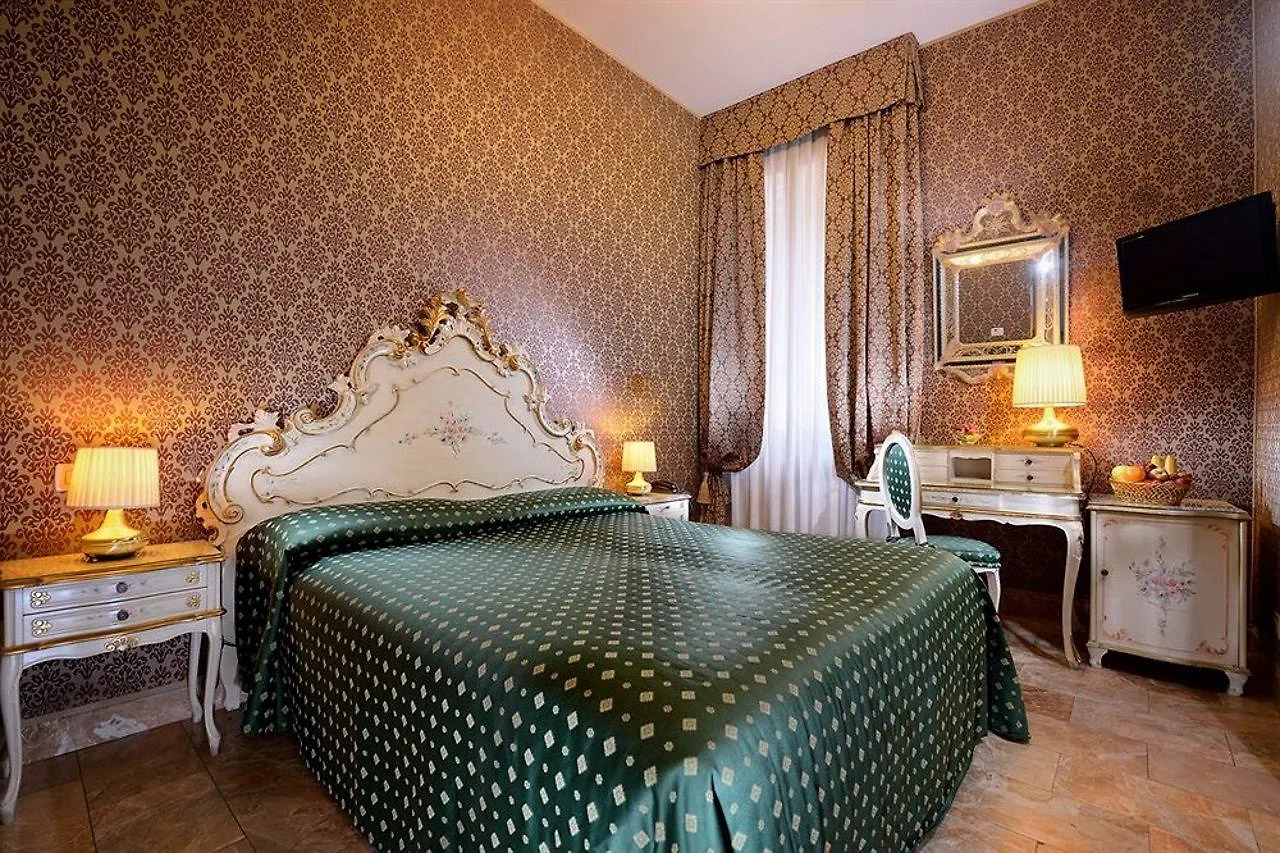 ***  Venice Roulette Hotel 3 Italy