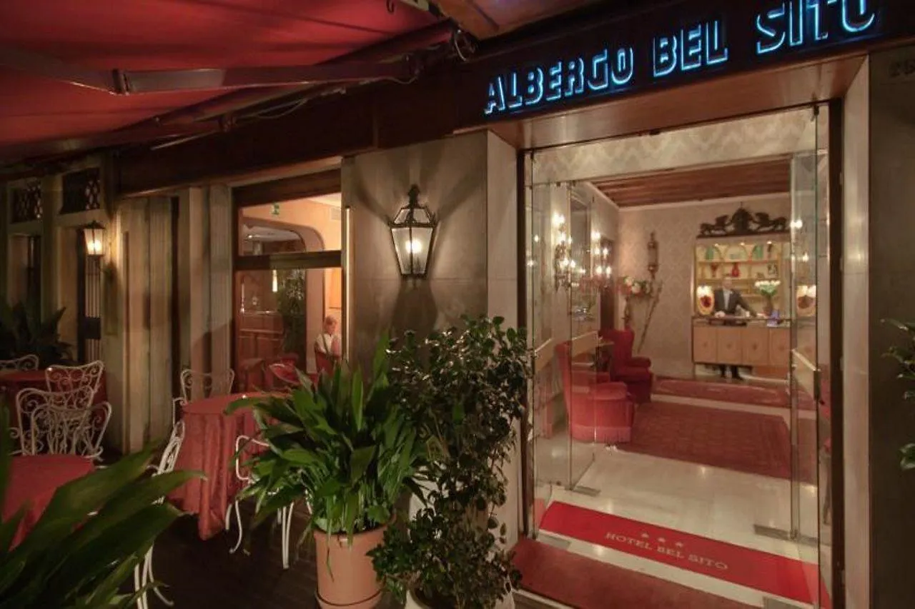 Venice Roulette Hotel 3 3*,